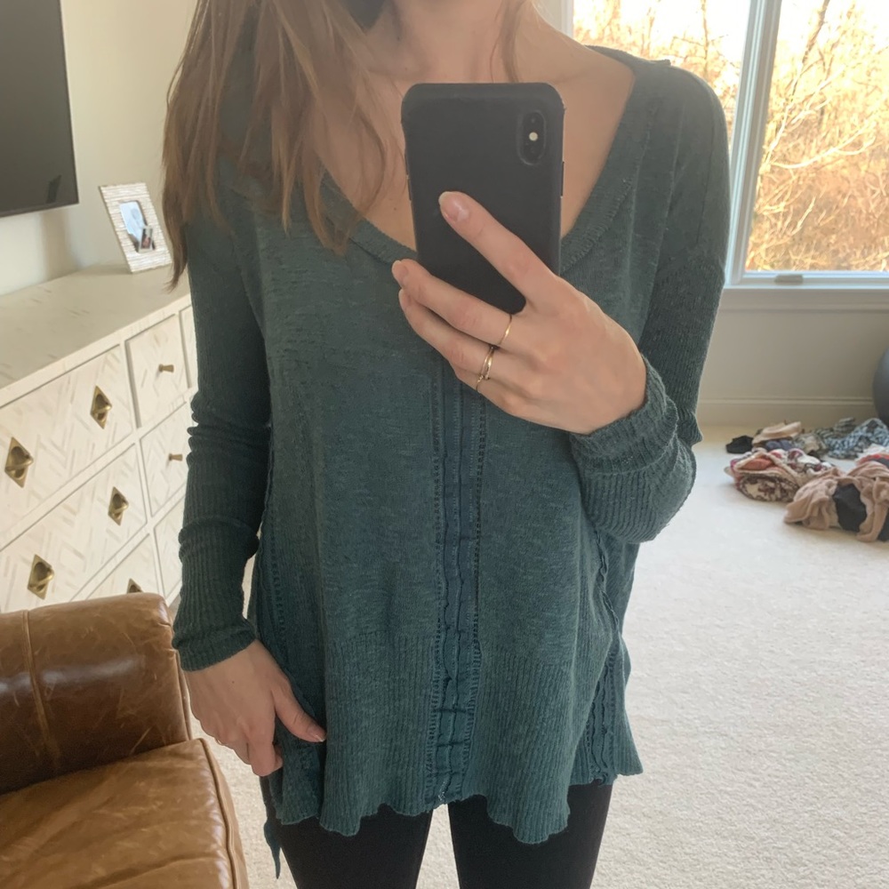 Free People sweater. Size XS. No flaws.
